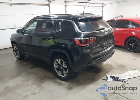2018 Jeep Compass Limited 4X4 z USA, uszkodzony, nr VIN 3C4NJDCB3JT266978